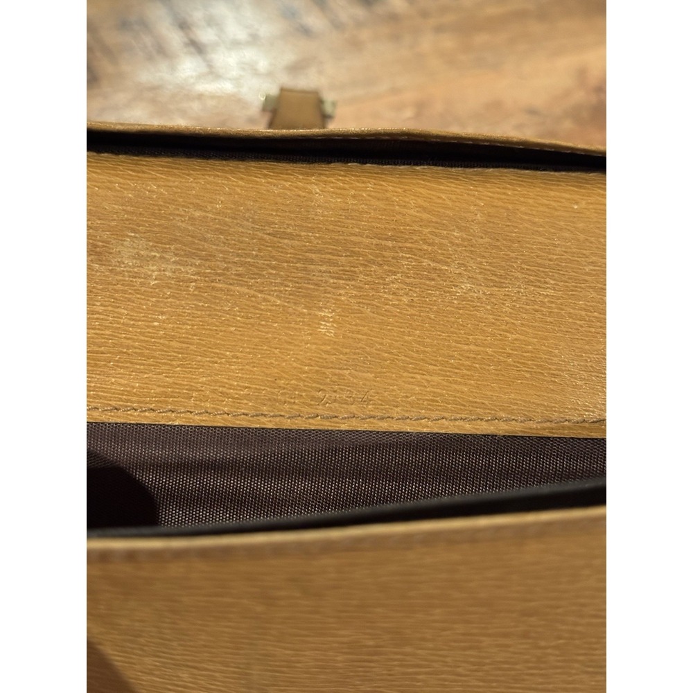 Authentic Gucci Vintage Tan Leather Clutch Wallet Jackie Clasp Italy - Picture 13 of 16